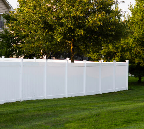 img - white-vinyl-fence-outdoor-backyard-home-private-green